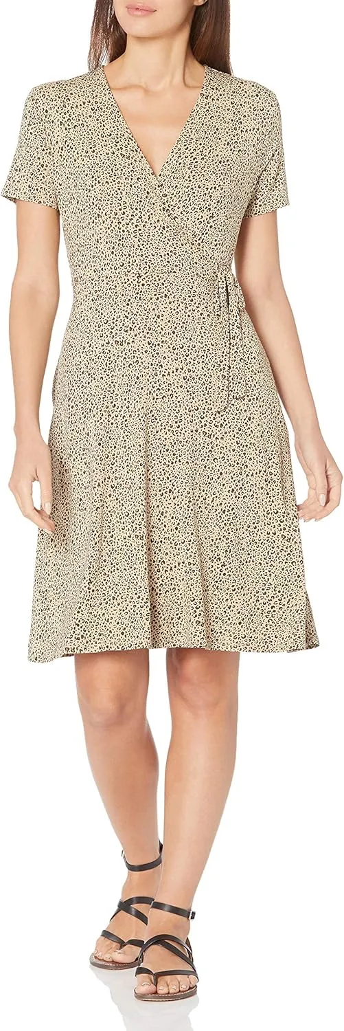 Amazon Essentials Women's Short Sleeve Faux-Wrap Dress