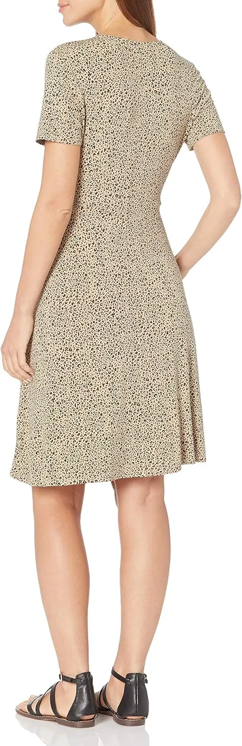 Amazon Essentials Women's Short Sleeve Faux-Wrap Dress