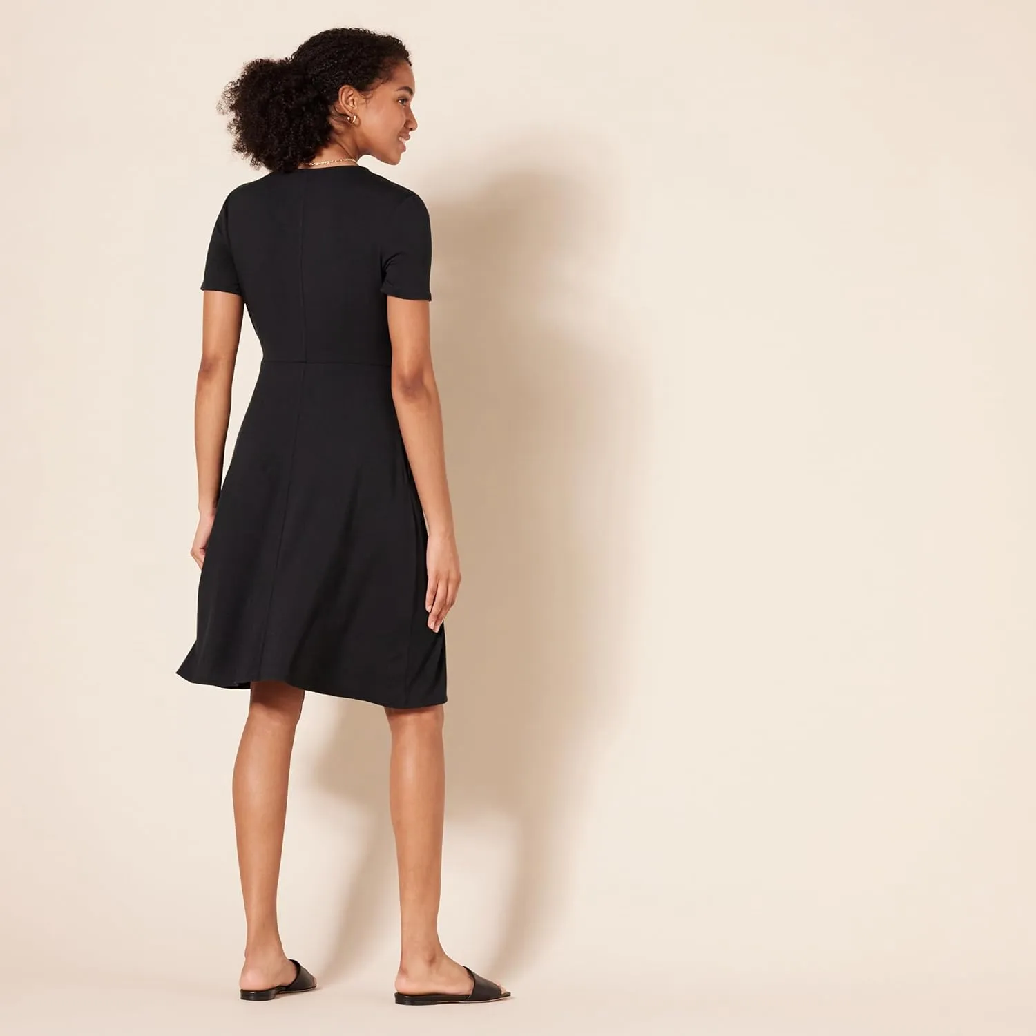 Amazon Essentials Women's Short Sleeve Faux-Wrap Dress