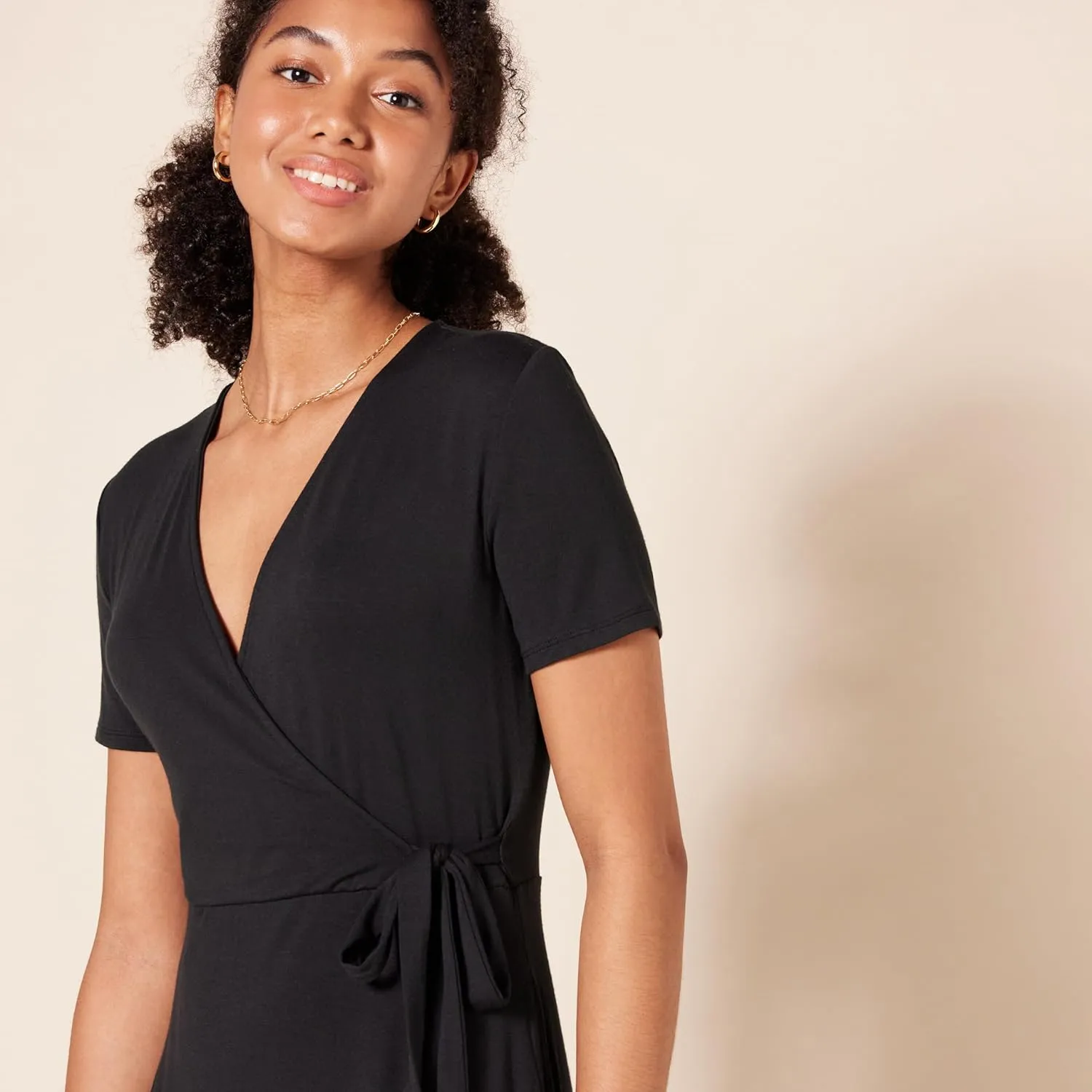 Amazon Essentials Women's Short Sleeve Faux-Wrap Dress
