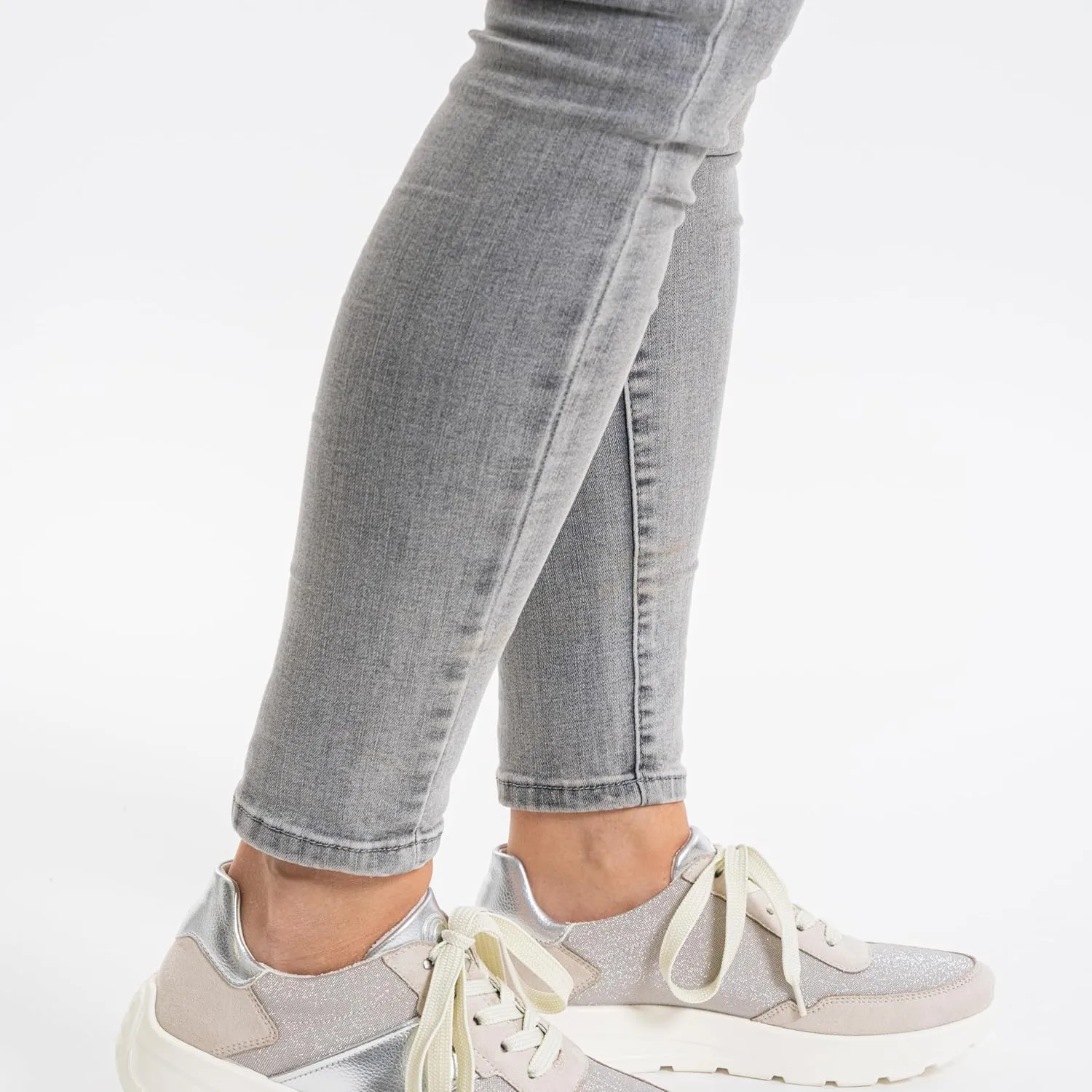 ARA Women's Low-Top Sneakers