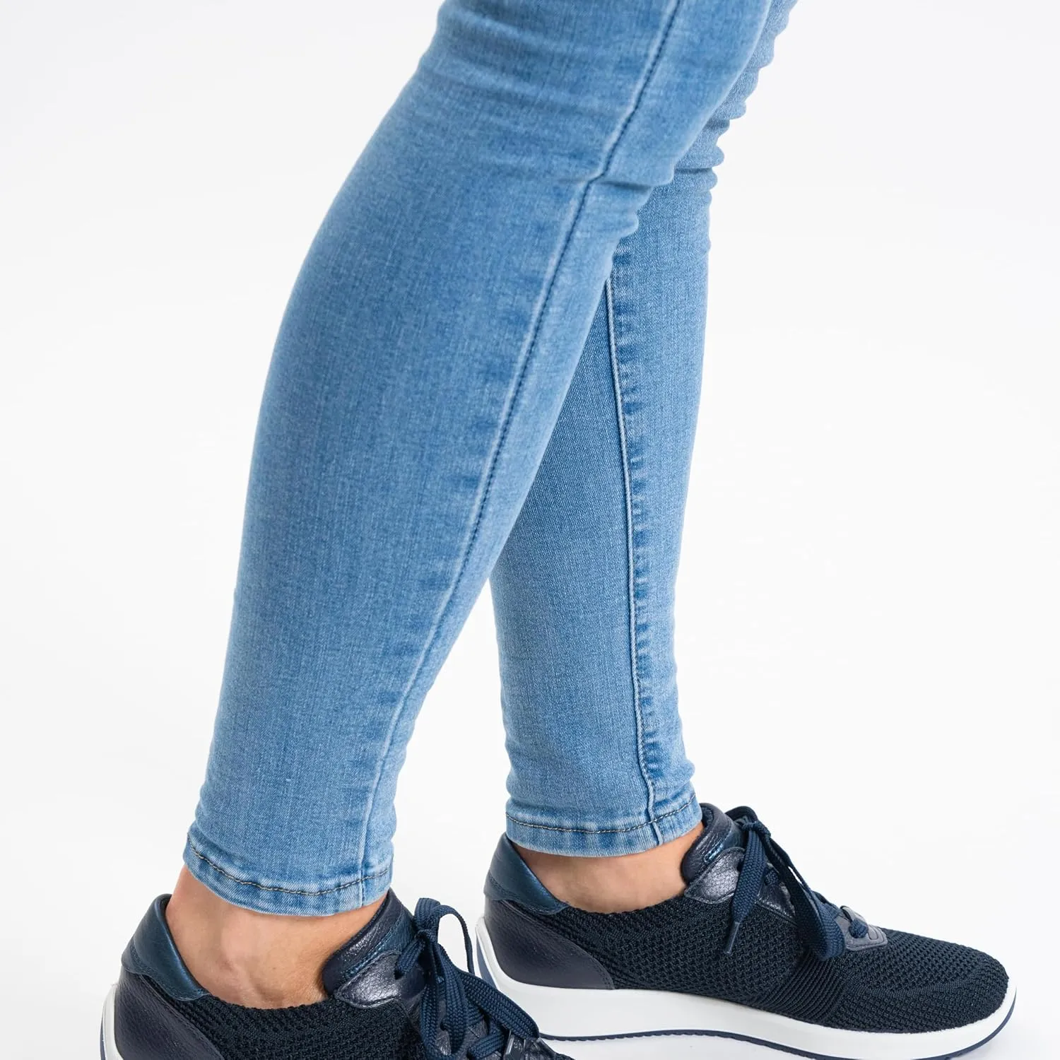 ARA Women's Low-Top Sneakers