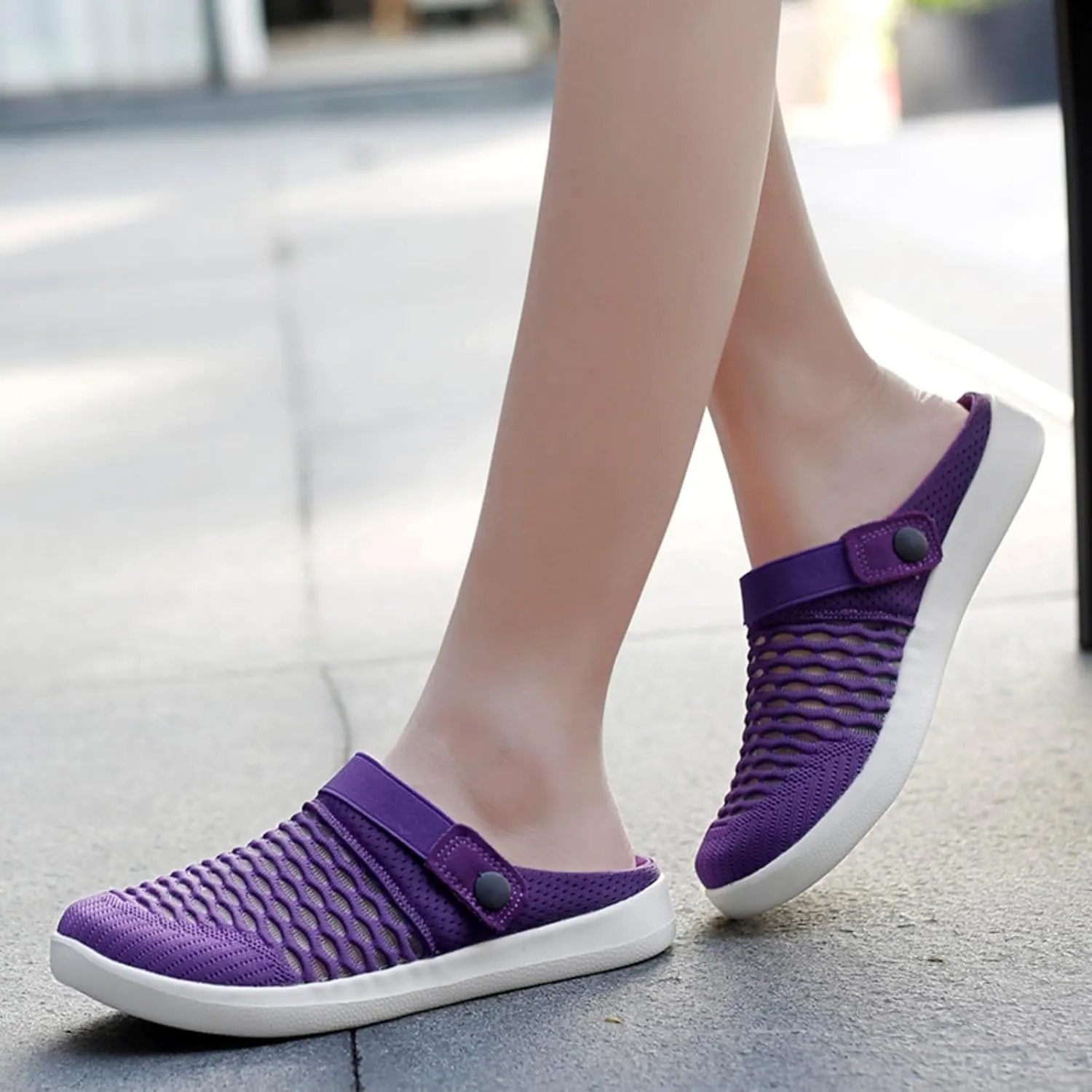 Clogs for Women Summer Casual Slip-on Mesh Mules Shoes Breathable Hollow Out Slippers Comfortable Closed Toe Sandals Fashion Open Back Slip On Shoes Lightweight Walking Slippers