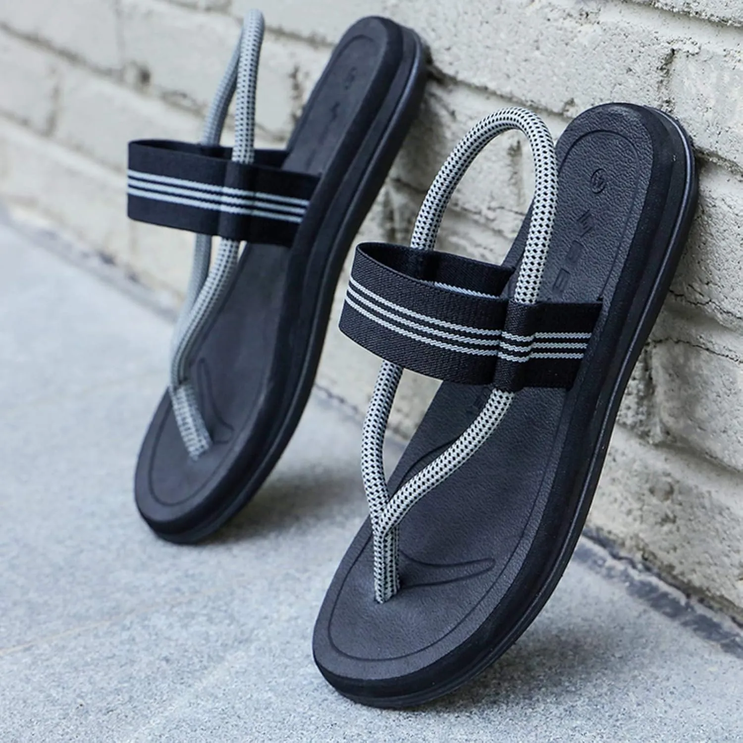 CYian Mens Sandals Slippers Rubber Flip Flops for Men Shoes with Fashion Eastic Strap Free Adjustment Indoor Outdoor