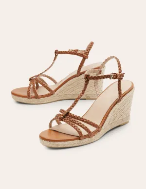 Geflochtene Espadrilles mit Keilabsatz-Hellbraun