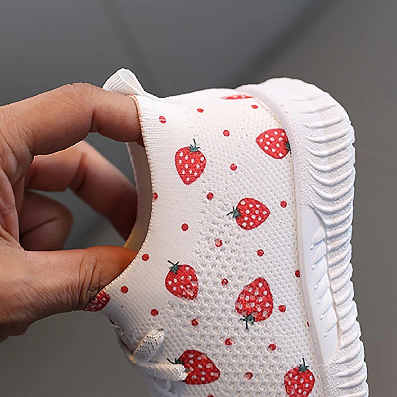 Girls Shoes Comfortable Soft Sole Casual Sports Shoes Fashionable Outdoor Sports for Girls for