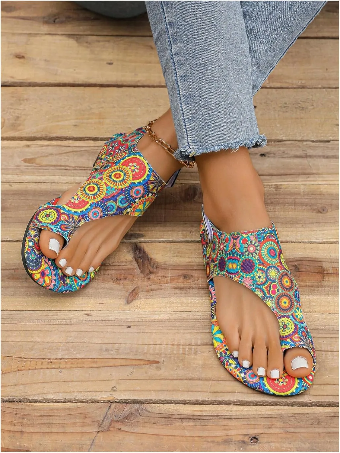 GORGLITTER Women's Colorful Bohemian Print Thong Sandals Open Toe Flip Flops Ankle Strap Flat Sandals