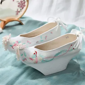 Hcclijo Traditional Chinese Hanfu Shoes Ancient Women Heels EmbroideLotus Ginkgo Lolita Girl Oriental Princesss