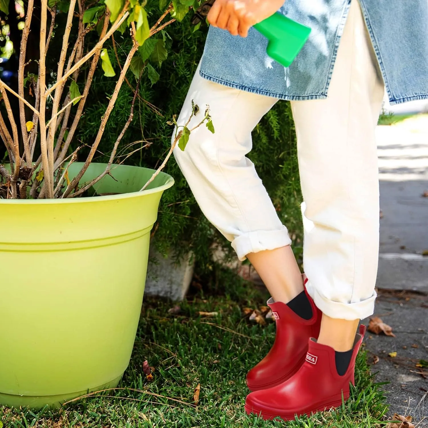 HISEA Women's Short Rubber Rain Boots Waterproof Chelsea Garden Boots for Ladies with Comfort Insole Stylish Ankle Rain Shoes Outdoor Work Booties