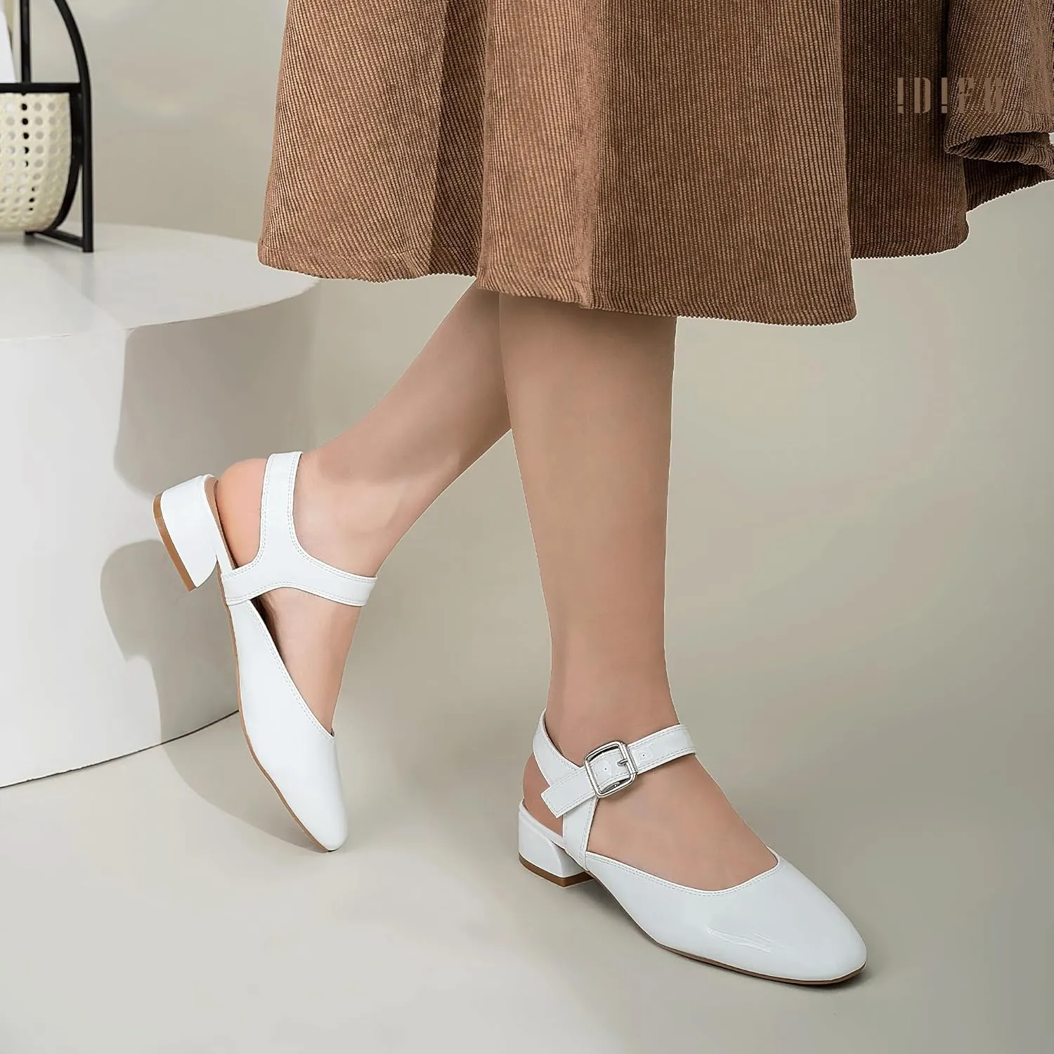 IDIFU Slingback Flats for Women Mary Jane Ballet Flats Square Toe Low Heel Ankle Strap Dress Shoes for Women Comfortable Wedding Bridal Work Office Trendy Dressy Casual Flats Shoes