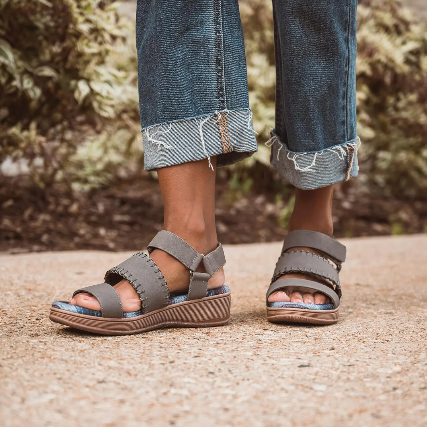 MUK LUKS Women's City Soul Sandals