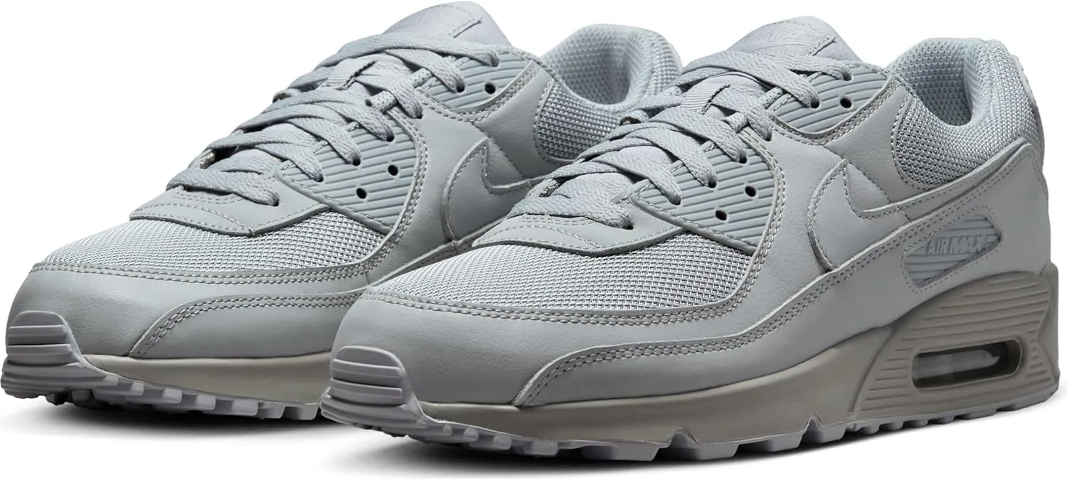 NIKE Men's Low-Top Sneakers