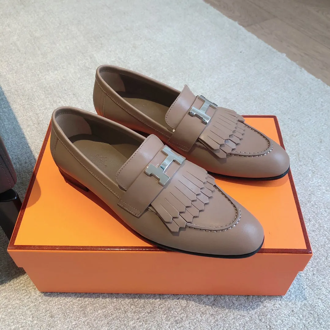 Royal Loafer Brown Calfskin With Fringe Detail And Silver Signature Buckle 509409