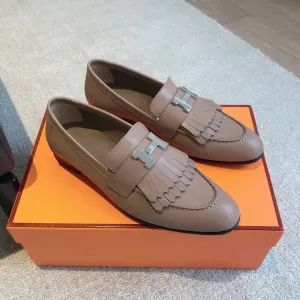 Royal Loafer Brown Calfskin With Fringe Detail And Silver Signature Buckle 509409