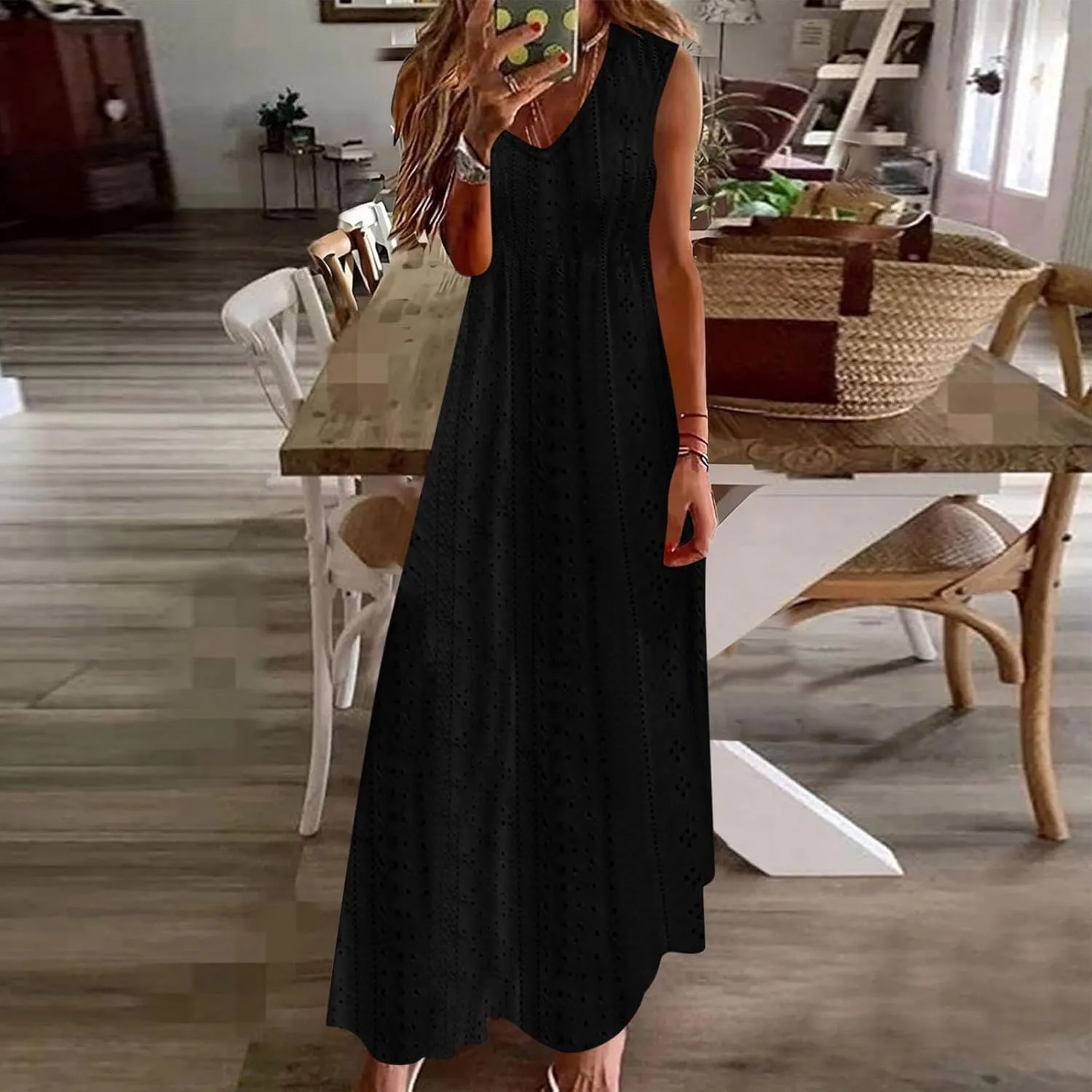 Sexy Elegant Lace Eyelet Maxi Dresses for Women 2024 Fashion Sleeveless Flowy Summer Dress Beach Vacation Sundresses