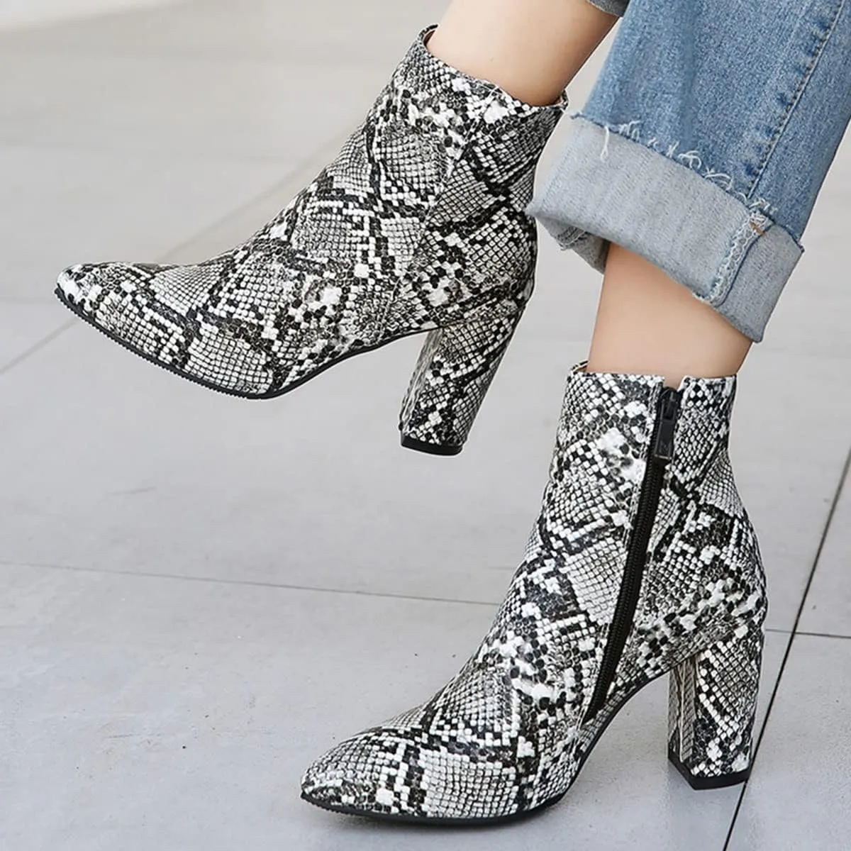 SHEMEE Women's Snakeskin Chunky High Heels Booties Pointed Toe Block Heel Snake Print Side Zipper Ankle Boots Fashion Dress Shoes