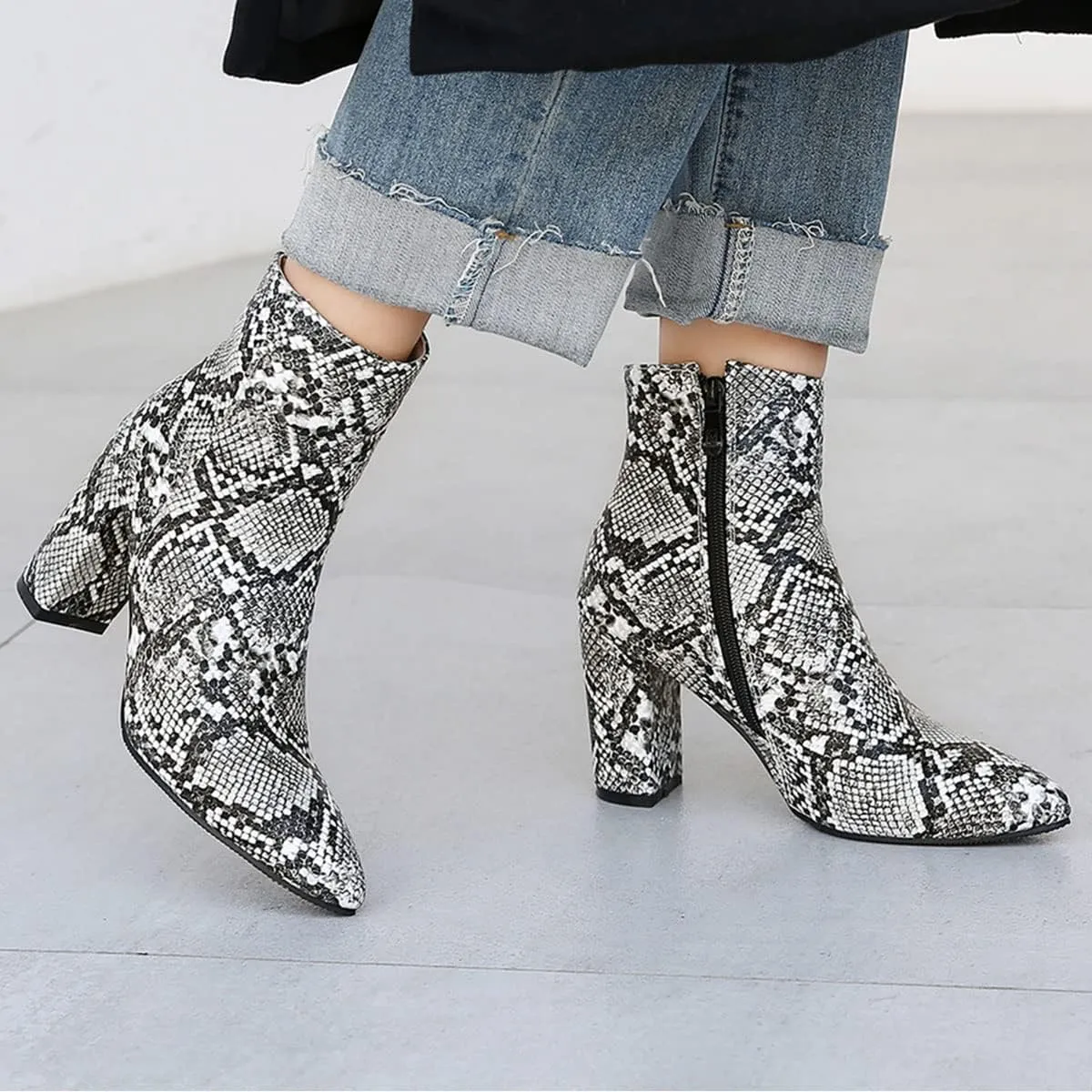 SHEMEE Women's Snakeskin Chunky High Heels Booties Pointed Toe Block Heel Snake Print Side Zipper Ankle Boots Fashion Dress Shoes