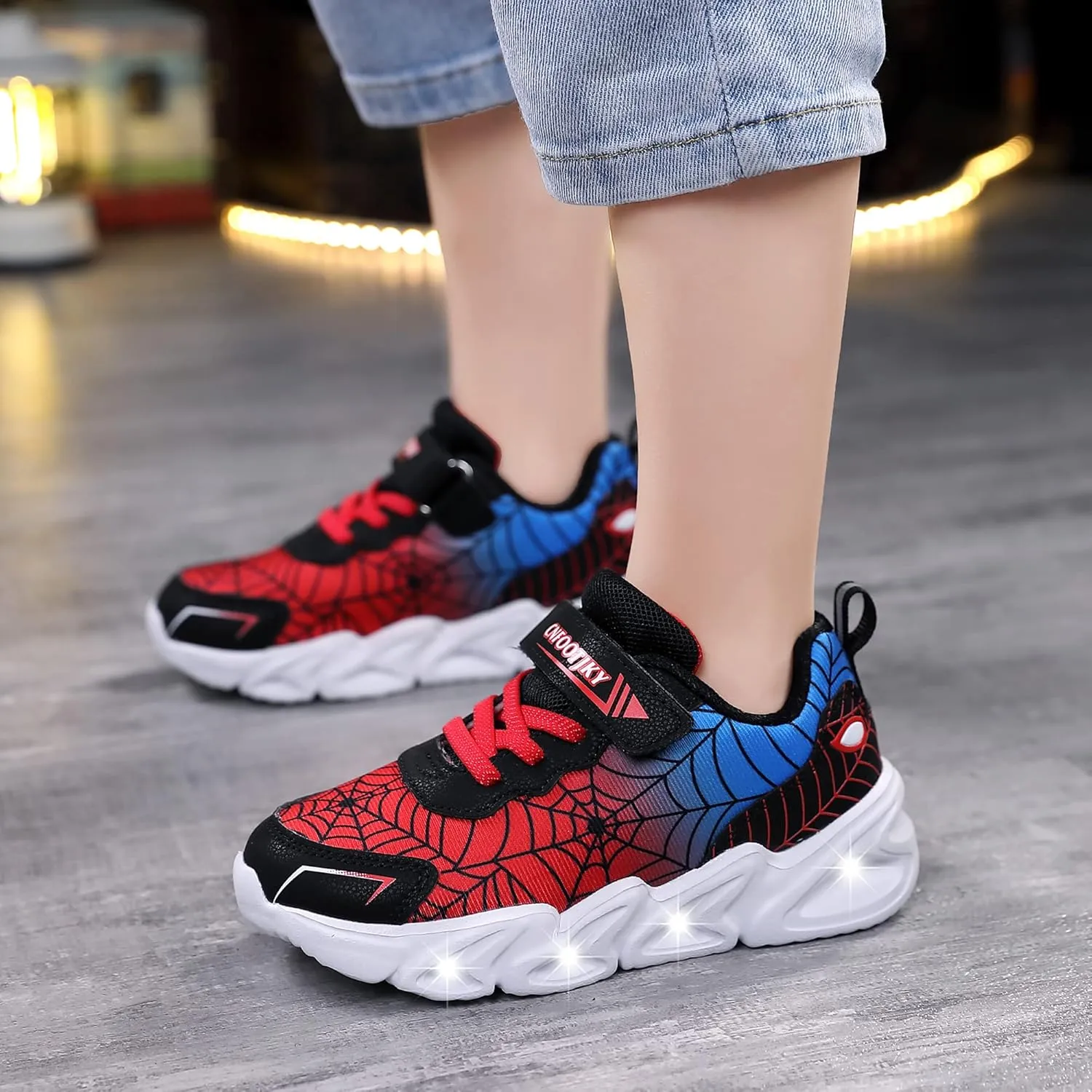 Toddler Boys Light Up Shoes Lightweight LED Flashing Breathable Mesh Walking Sneakers for Toddler and Little Kids