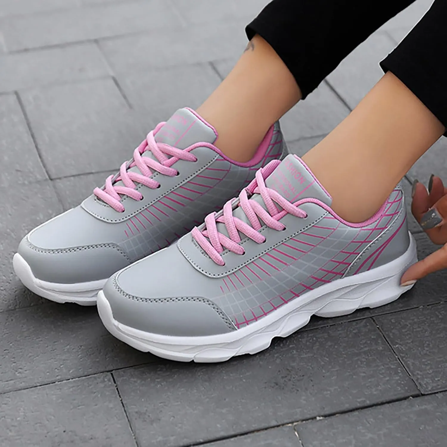Women Lightweight Slip On Shoes Casual Comfortable Walking Sneakers Canvas Flats Non Slip Breathable Loafers