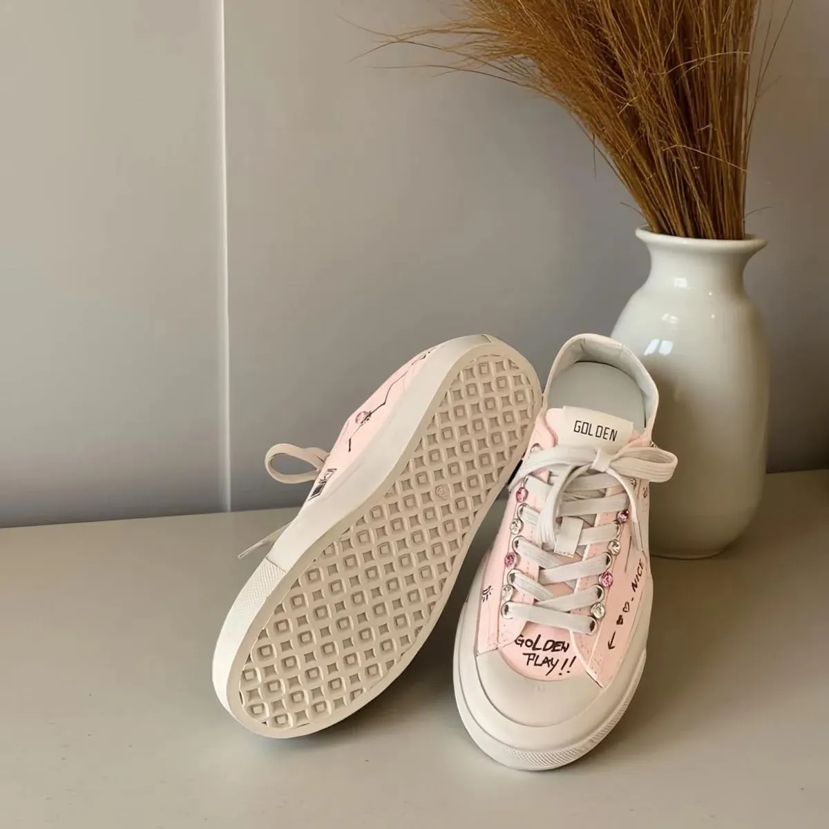 Women Retro Canvas Sneakers, Star Patch Graffiti Flats, Y2k Sweet Streetwear Rhinestone Accents Teens Shoes Shiny Bling