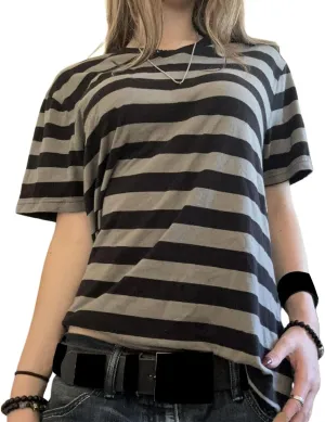 Women Y2K Graphic Tee Summer T-Shirts Teen Girls Gothic Tops Short Sleeve Vintage Aesthetic Emo Clothes