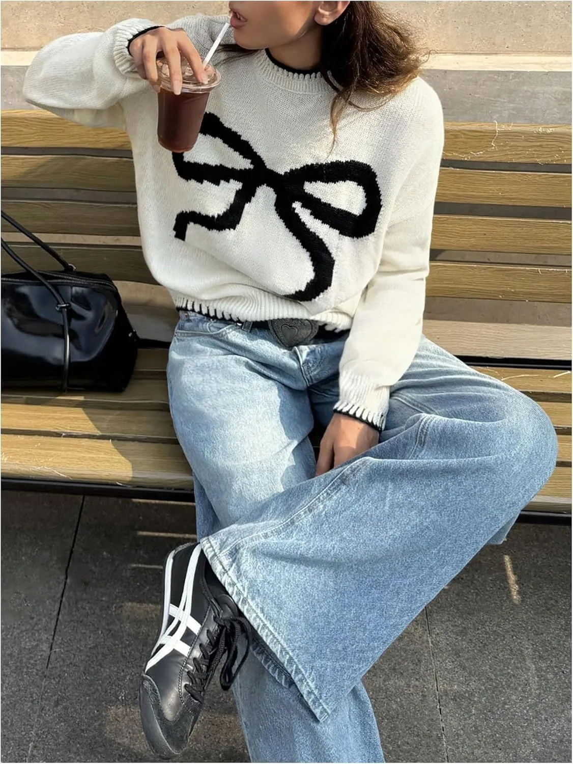 Women's Bow Graphic Knitted Sweater Crew Neck Long Sleeve Colorblock Pullover Knitwear