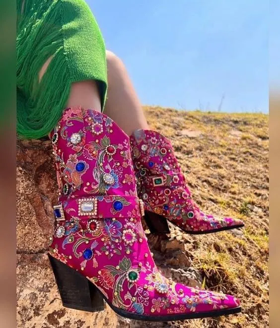 Women's Embroidered Rhinestone Western Ankle Boots Pointed Toe Chunky Heel Jewel Studded Cowboy Boots Floral Cowgirl Booties for Women